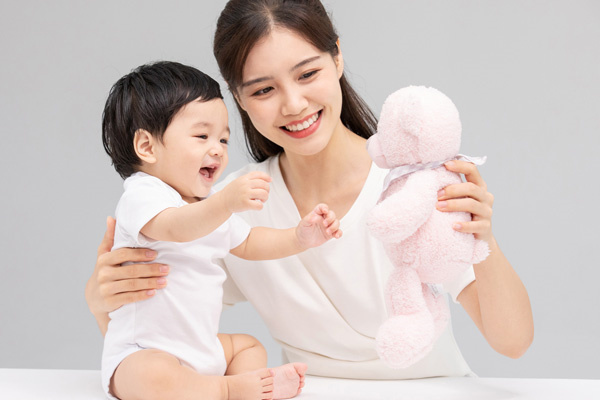 在寻找重庆助孕妈妈之前，首先需要了解相关的法律法规